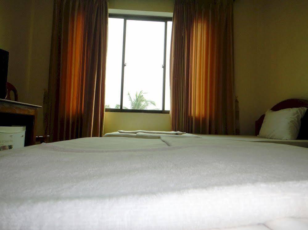 Nyny Hotel กำปอต ภายนอก รูปภาพ